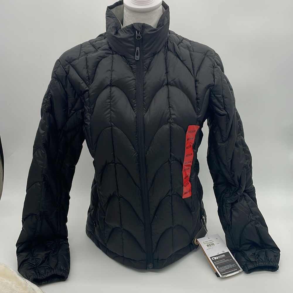 Women’s ARIA Outdoor Research Down filled light weight jacket Black New W/ Tags